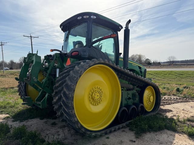 Image of John Deere 8320RT equipment image 2