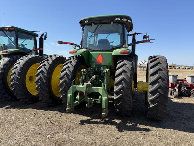 Image of John Deere 8330 equipment image 3