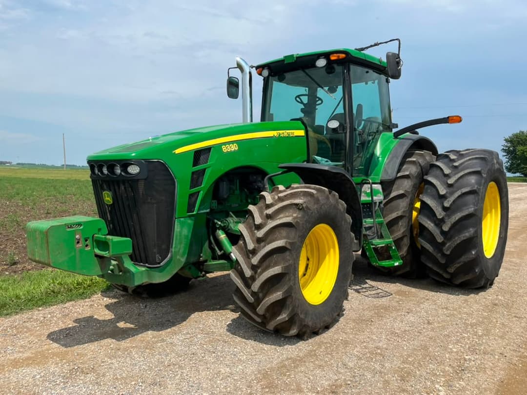 Image of John Deere 8330 Primary image