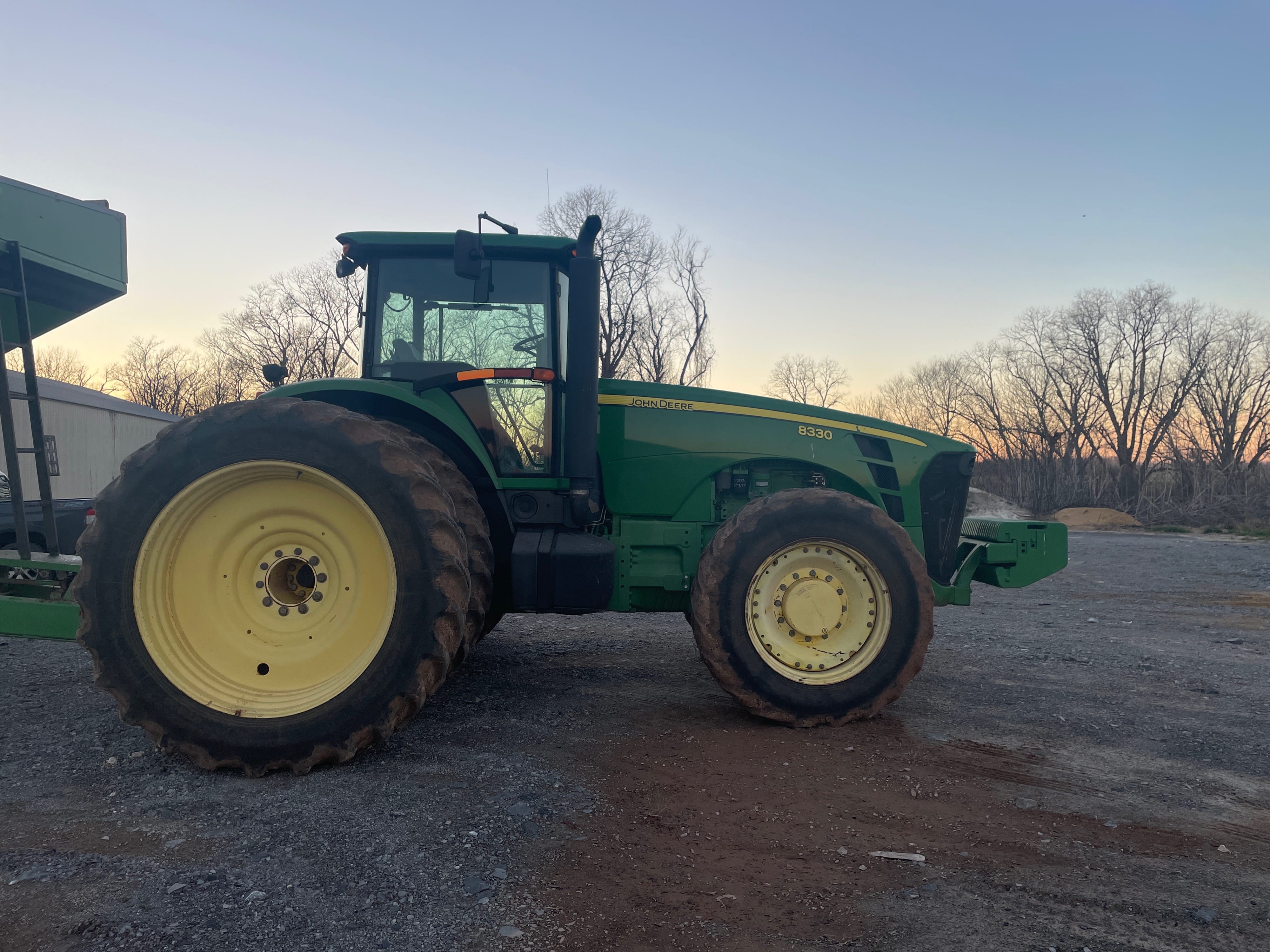 Main image John Deere 8330