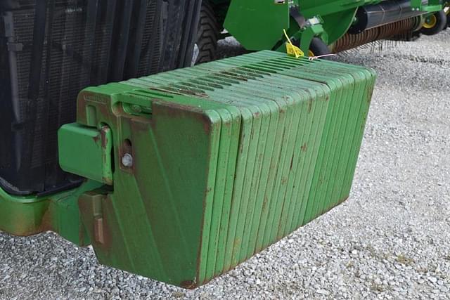 Image of John Deere 8330 equipment image 4