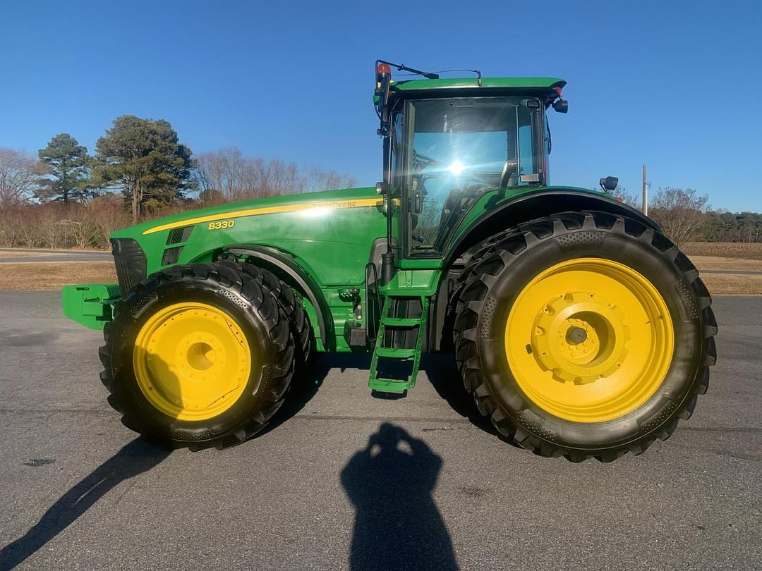 Image of John Deere 8330 Primary image