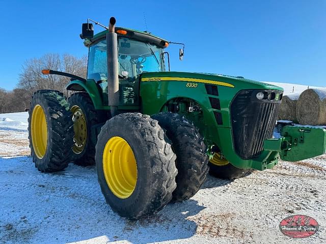 Image of John Deere 8330 equipment image 1