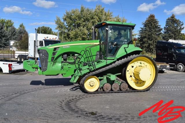 Image of John Deere 8330T equipment image 2