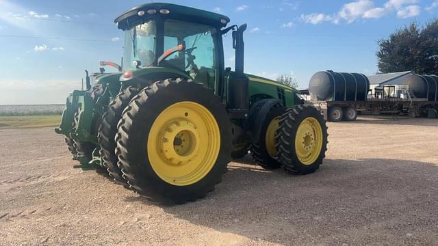 Image of John Deere 8335R equipment image 3