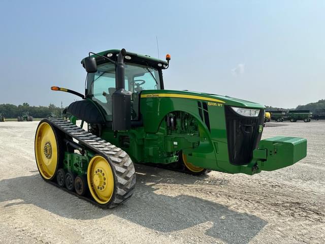 Image of John Deere 8335RT equipment image 2