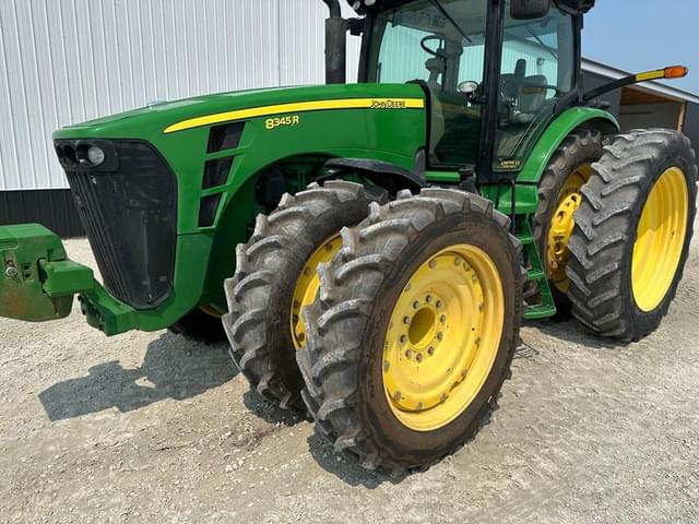 Image of John Deere 8345R equipment image 1