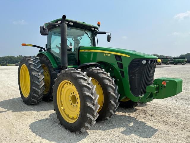Image of John Deere 8345R equipment image 2