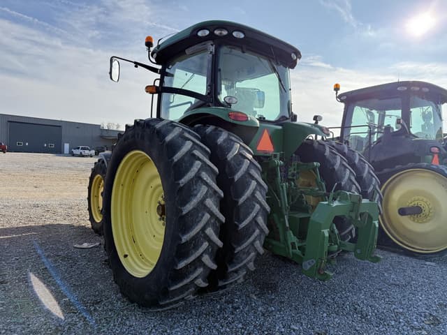 Image of John Deere 8345R equipment image 4