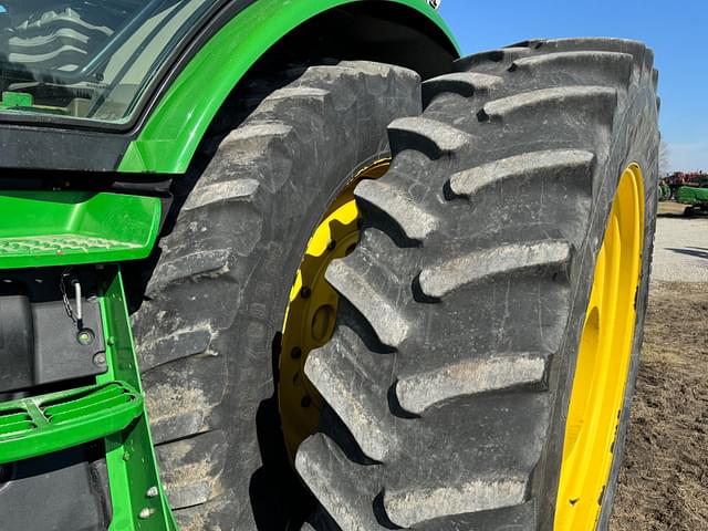 Image of John Deere 8345R equipment image 3