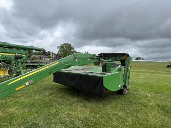 2018 John Deere 835 Equipment Image0