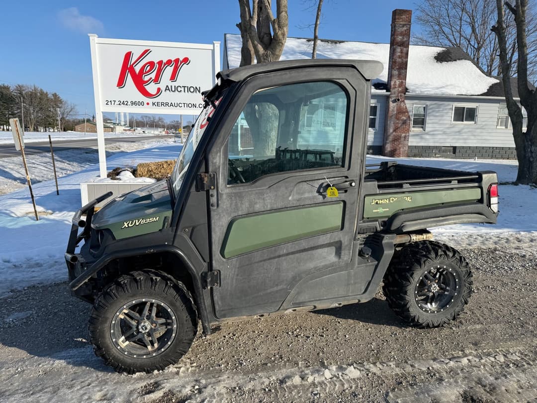 Image of John Deere XUV 835M Primary image