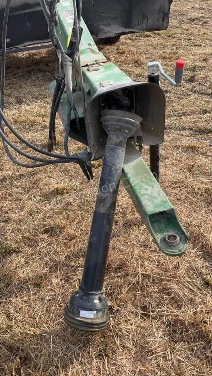 Image of John Deere 835 equipment image 2