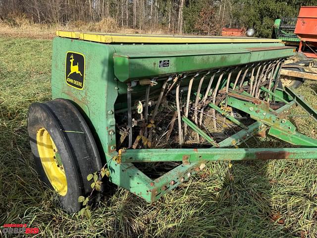 Image of John Deere 8350 equipment image 4