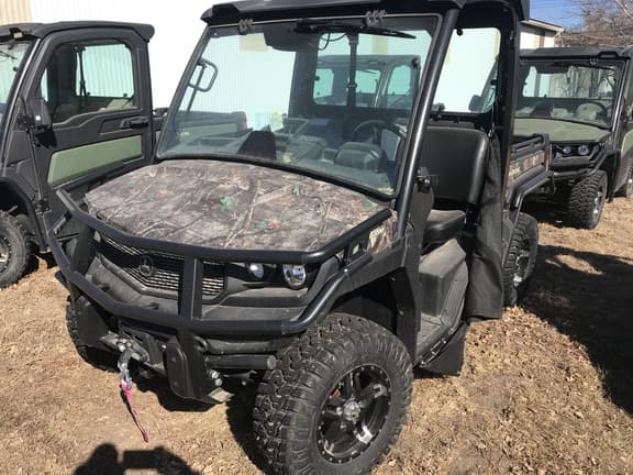 Image of John Deere XUV 835M equipment image 2