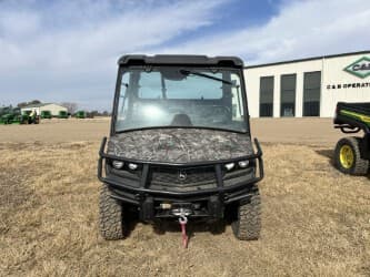 Image of John Deere XUV 835M Primary image