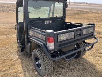 Image of John Deere XUV 835M equipment image 3