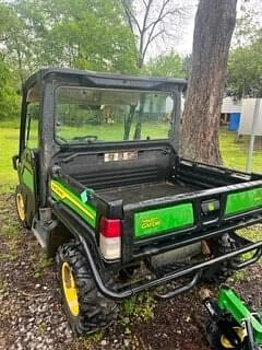 Image of John Deere XUV 835M Primary image