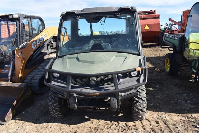 Image of John Deere XUV 835M equipment image 1