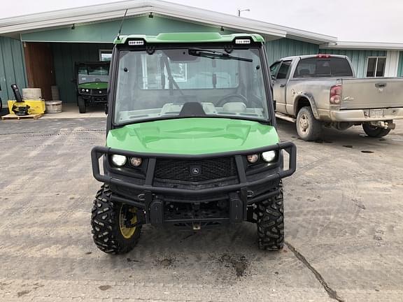 Image of John Deere XUV 835R equipment image 1