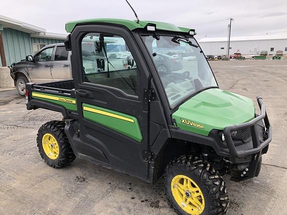 Image of John Deere XUV 835R equipment image 2