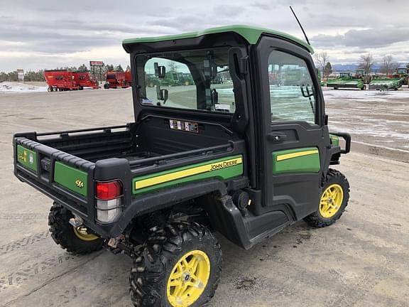 Image of John Deere XUV 835R equipment image 3