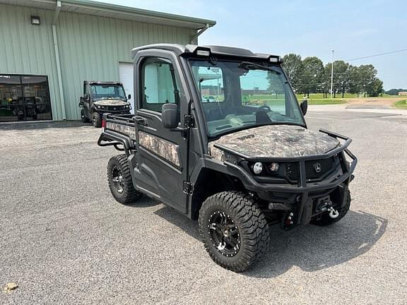 Image of John Deere XUV 835R equipment image 3