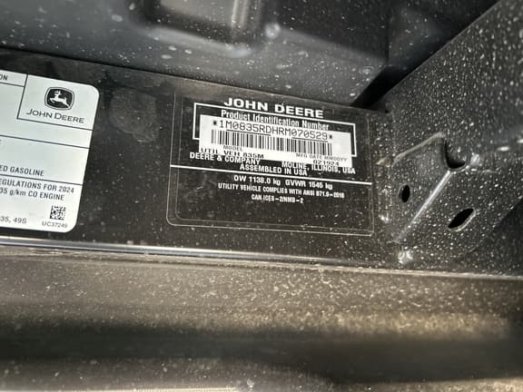 Image of John Deere XUV 835R equipment image 3