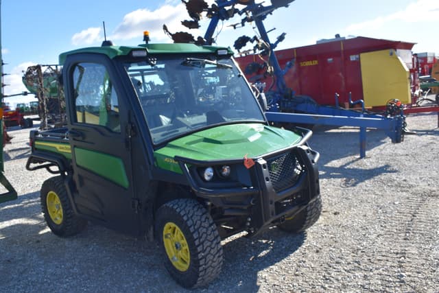 Image of John Deere XUV 835R equipment image 3