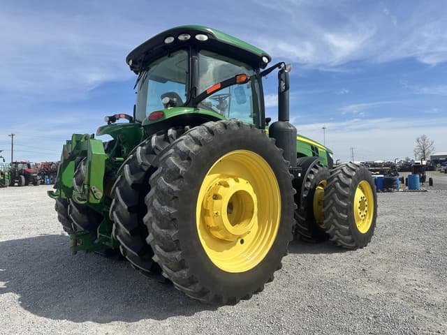 Image of John Deere 8360R equipment image 4