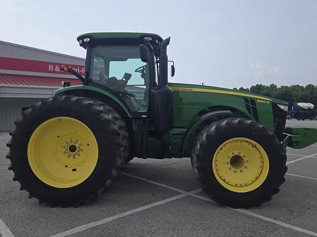 Image of John Deere 8360R equipment image 1