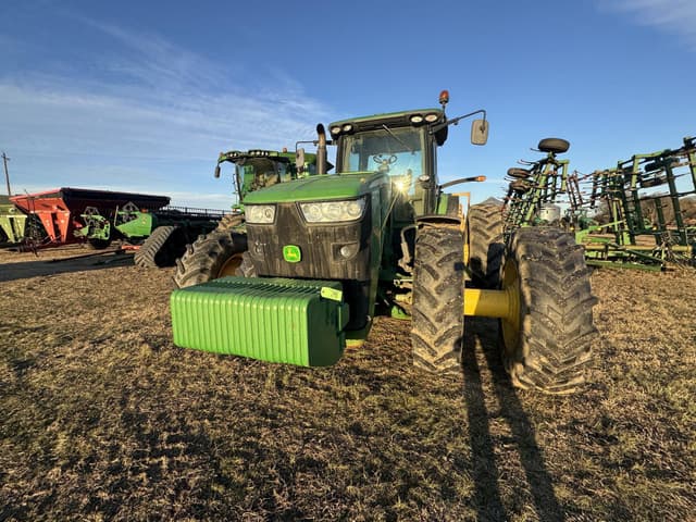 Image of John Deere 8360R equipment image 4