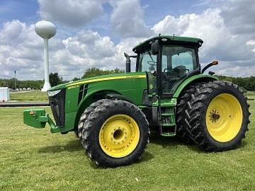 Image of John Deere 8360R equipment image 1