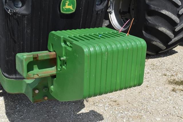Image of John Deere 8360R equipment image 3