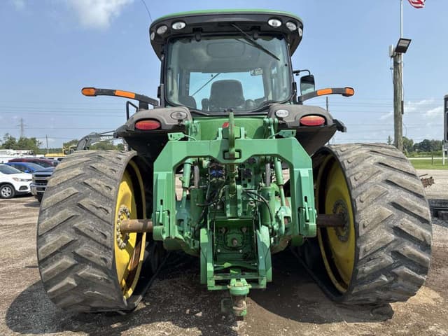 Image of John Deere 8360R equipment image 2