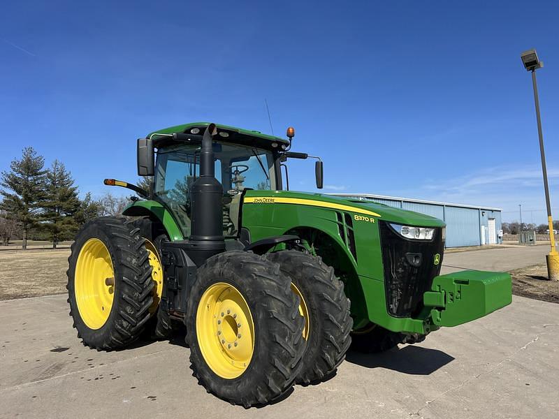 Image of John Deere 8370R Primary image