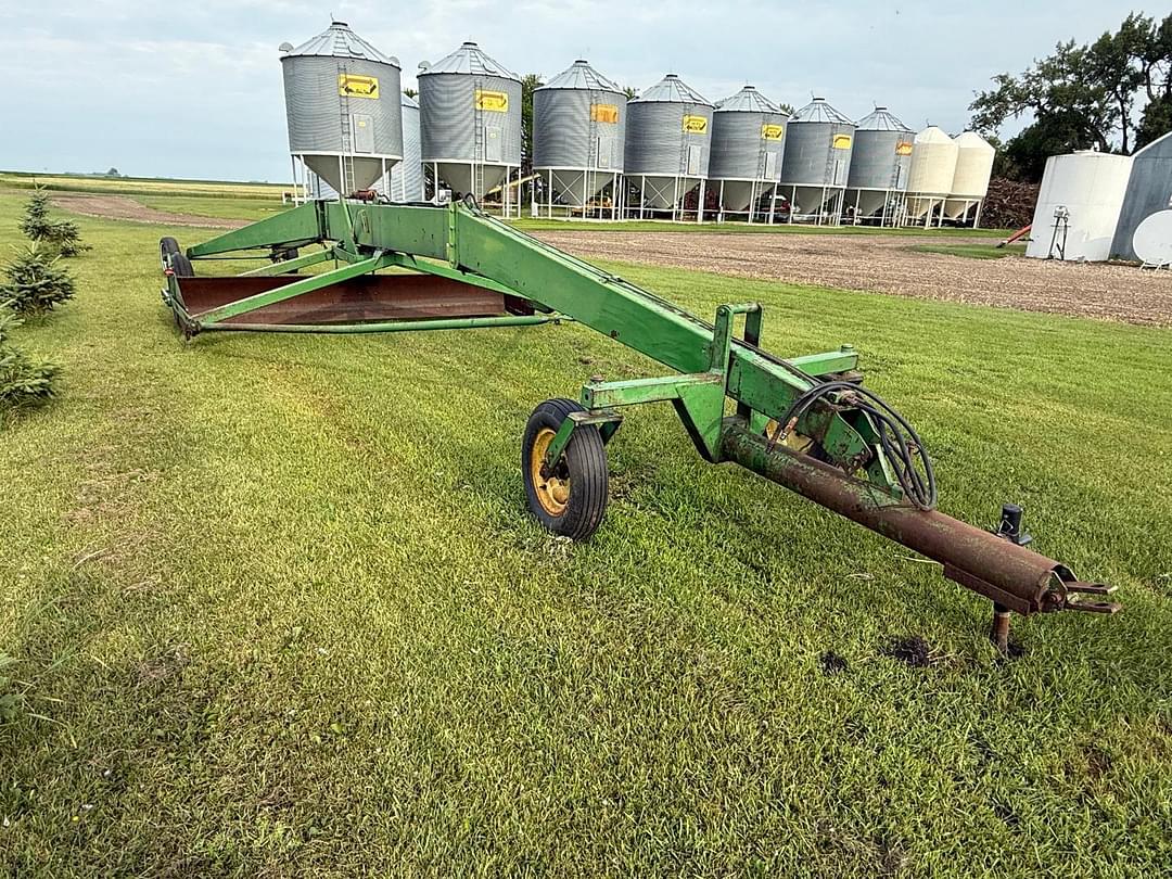 Image of John Deere 940 Primary image