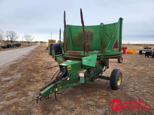 John Deere 840 Image