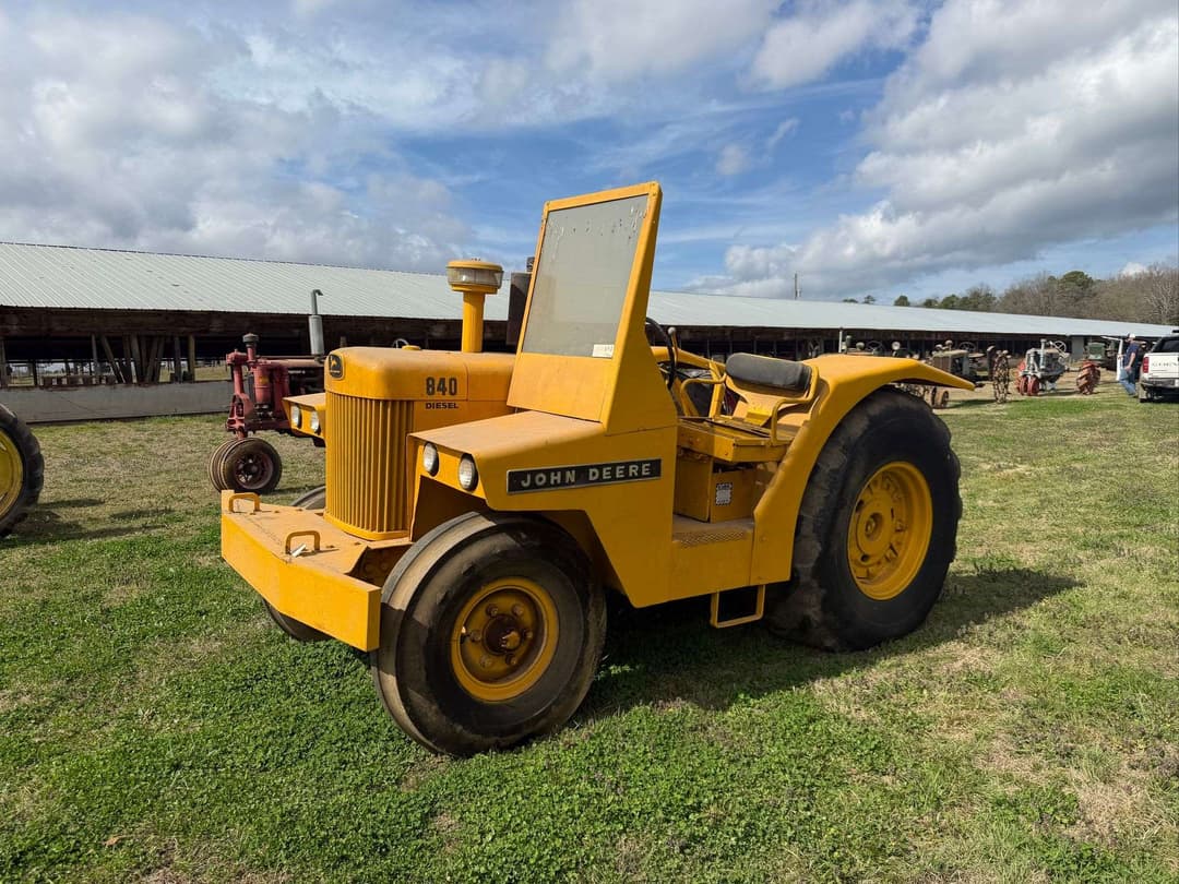 Image of John Deere 840 Primary image