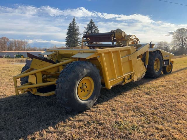 Image of John Deere 840 equipment image 4