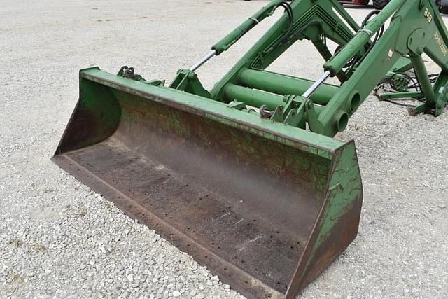 Image of John Deere 840 equipment image 3