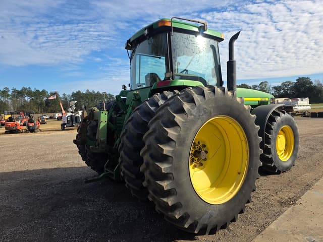 Image of John Deere 8400 equipment image 3