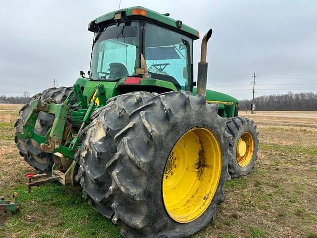 Image of John Deere 8400 equipment image 4