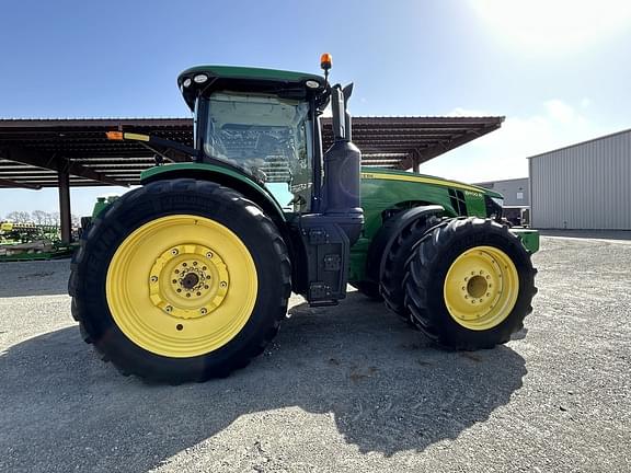 Image of John Deere 8400R equipment image 2