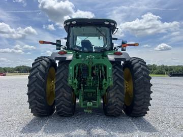 Image of John Deere 8400R equipment image 3