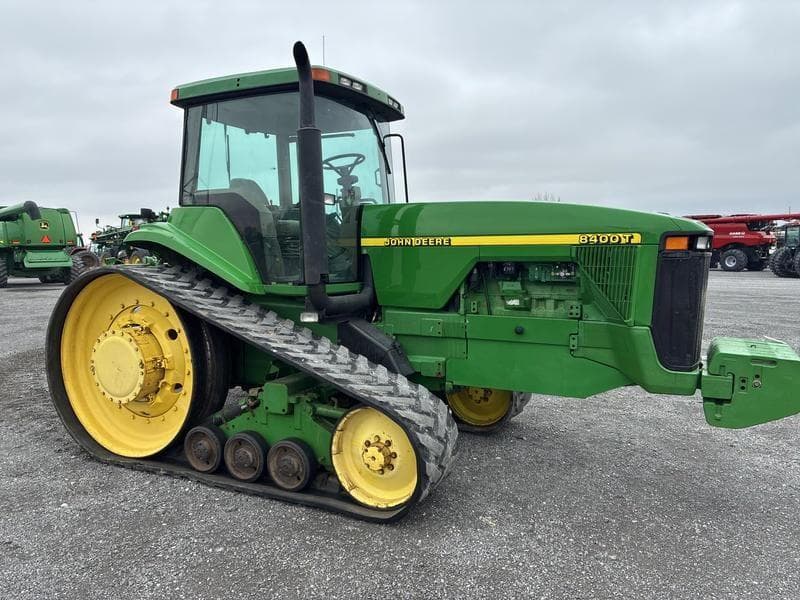 Image of John Deere 8400T Primary image