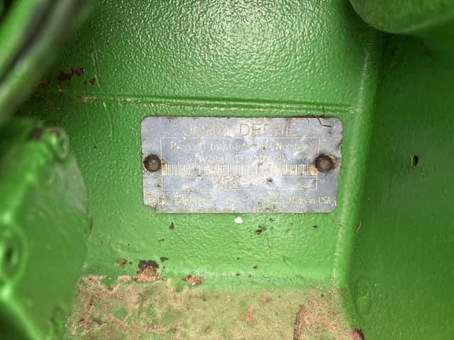 Image of John Deere 8400T equipment image 1