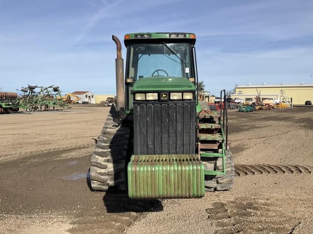 Image of John Deere 8400T equipment image 1