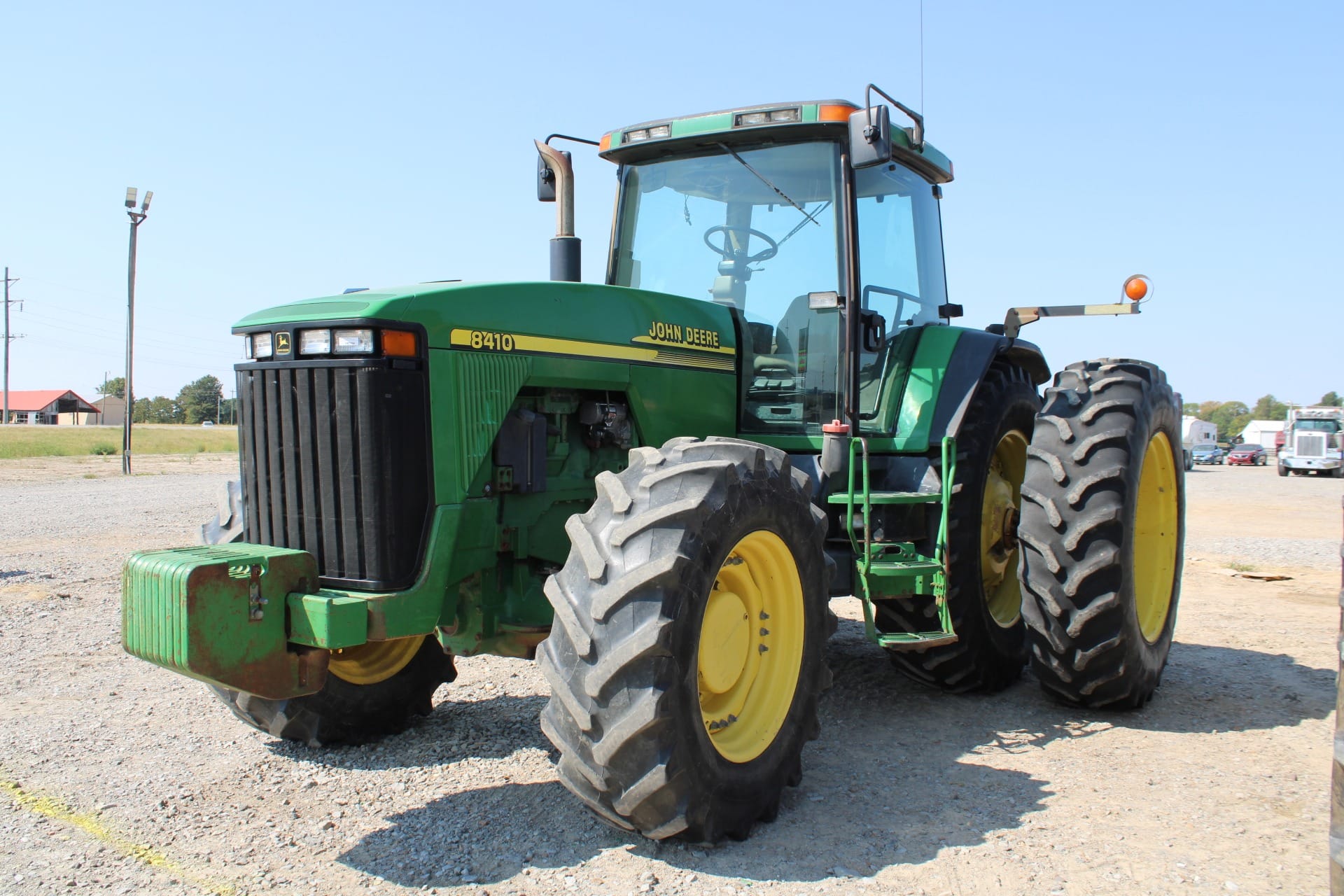 Main image John Deere 8410