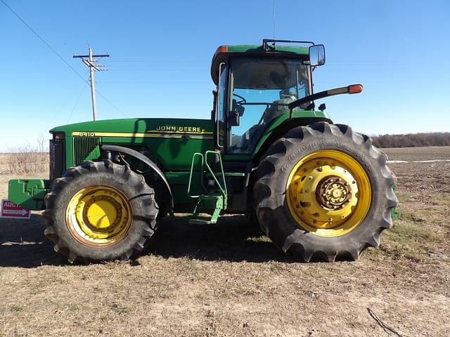 Image of John Deere 8410 equipment image 1